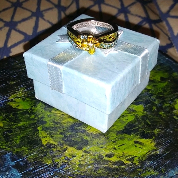 925 Sterling cross +footprint ring - Picture 2 of 10